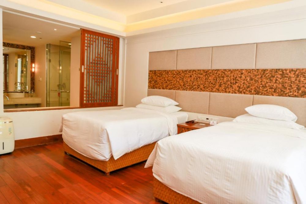 Swiss Superior King/Twin bed room with private swimming pool (ex.Small Pool Room), Swissotel Sanya Yalong Bay (ex. Huayu Resort & Spa Yalong Bay Sanya) 5*