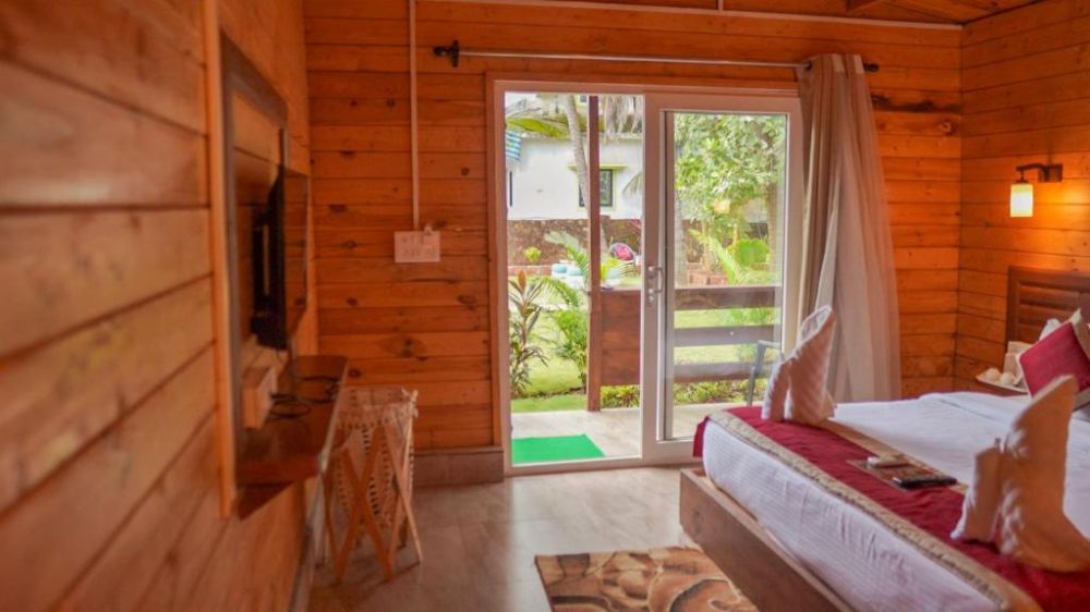 Wooden Cottage AC, Arambol Lake Resort 