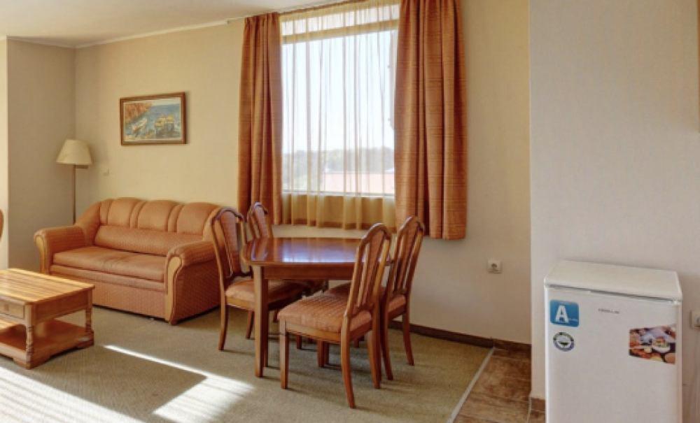 One bedroom Apartment, Estreya Residence 4*