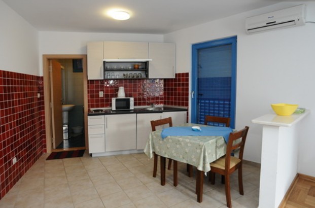 Apartment, Altomare 3*