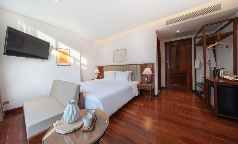 Executive Suite, Green Beach Hotel Nha Trang 4*