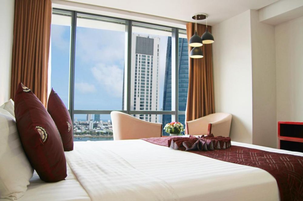 Superior, Da Nang Han River 4*
