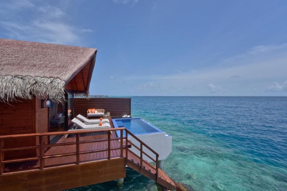 Reef Pool Water Villa, Grand Park Kodhipparu 5*