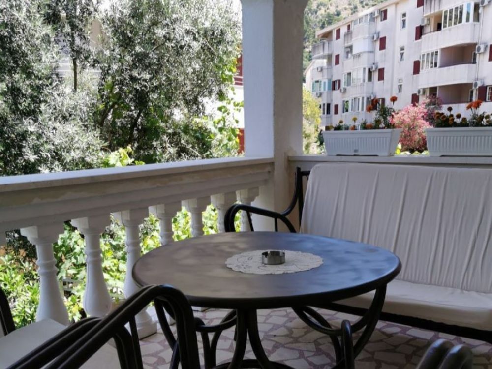 APP 04 Two Bedrooms, Guest House Adrovic 110 3*