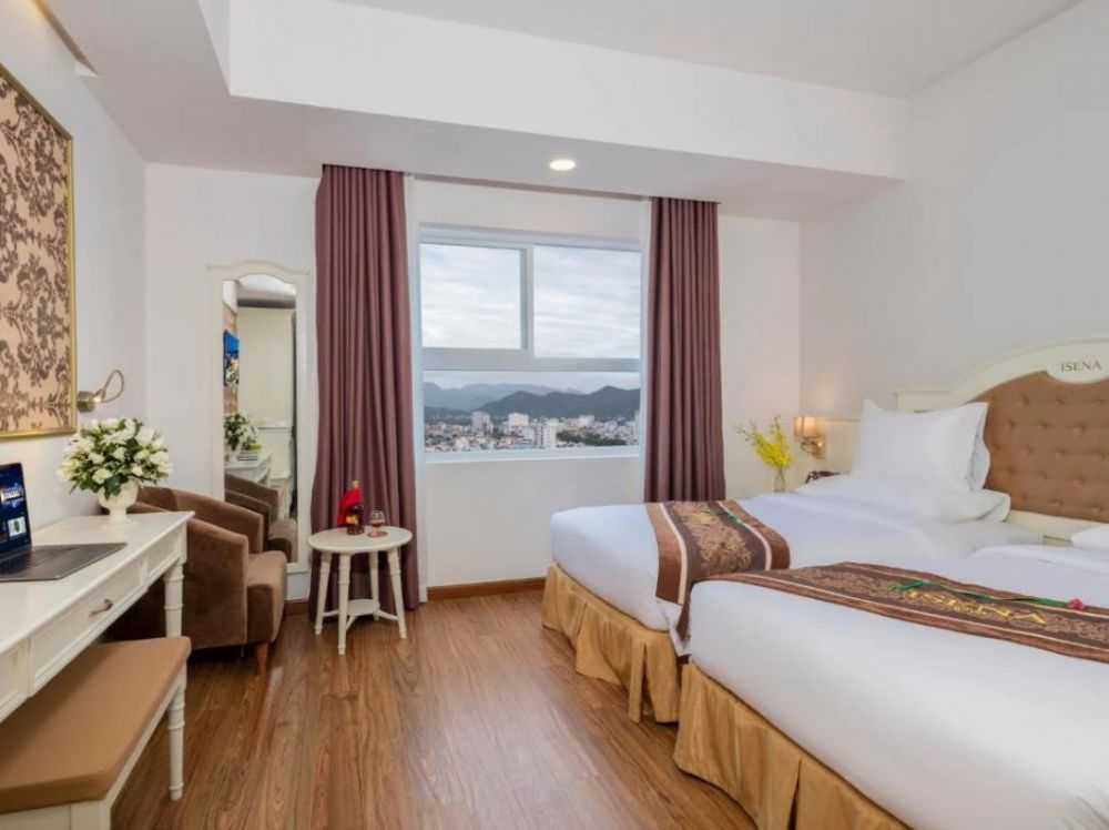 Superior City View, Nha Trang Prince 4*