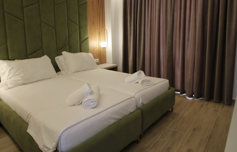 Delux twin/double/triple/quadruple room with balcony, Julia 3*