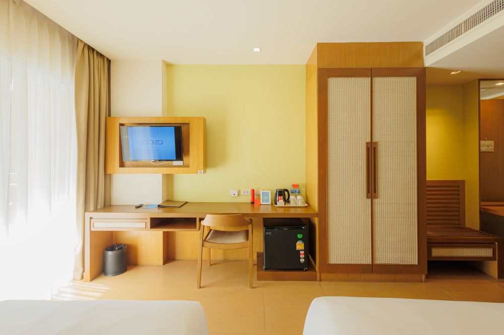 Superior Room, Ashlee Plaza Patong Hotel & Spa 3+