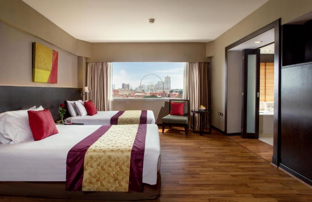 Grand Deluxe, Ramada Plaza By Wyndham Bangkok Menam Riverside 5*