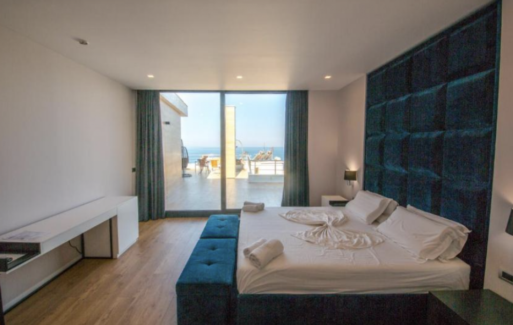 Deluxe Suite with Terrace and Sea View, Blue Sky 4*