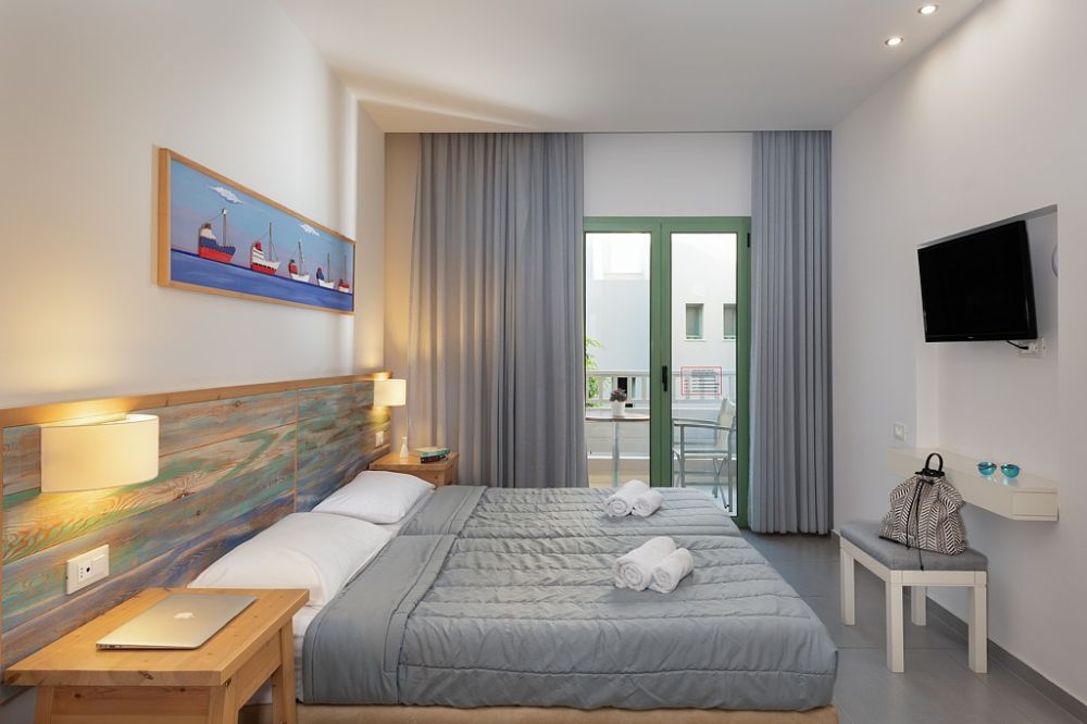 Standard Studio, Erato Beach Hotel | Adults Only 18+ 3*