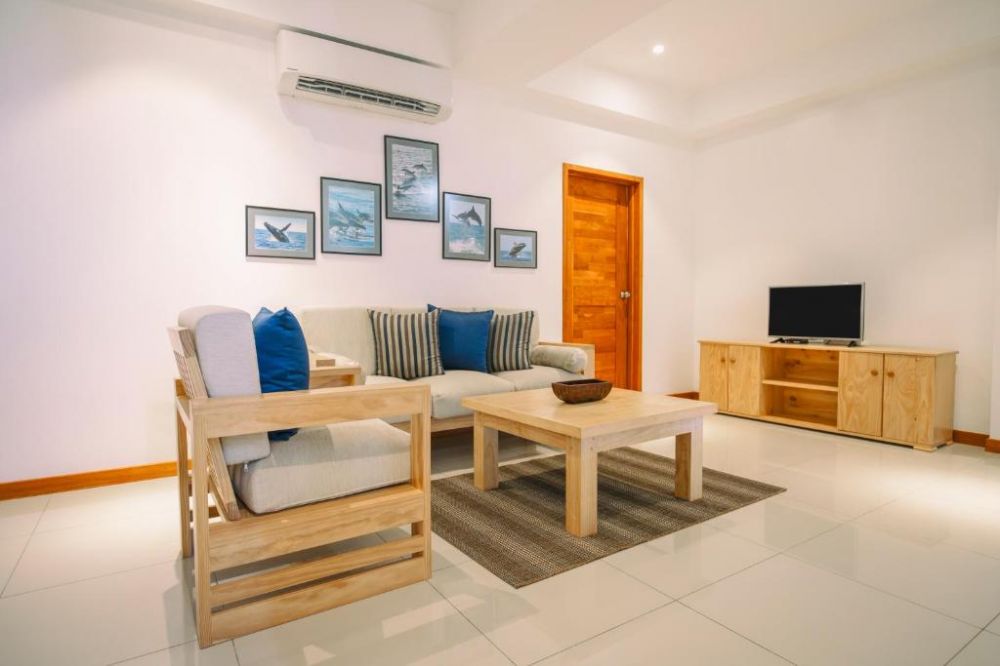 3 Bedroom Apartment with Kitchen, Ocean Front Condominium - Nilaveli 4*