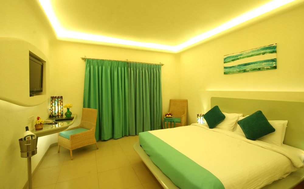 Deluxe Room, The Golden Crown Hotel & Spa 4*