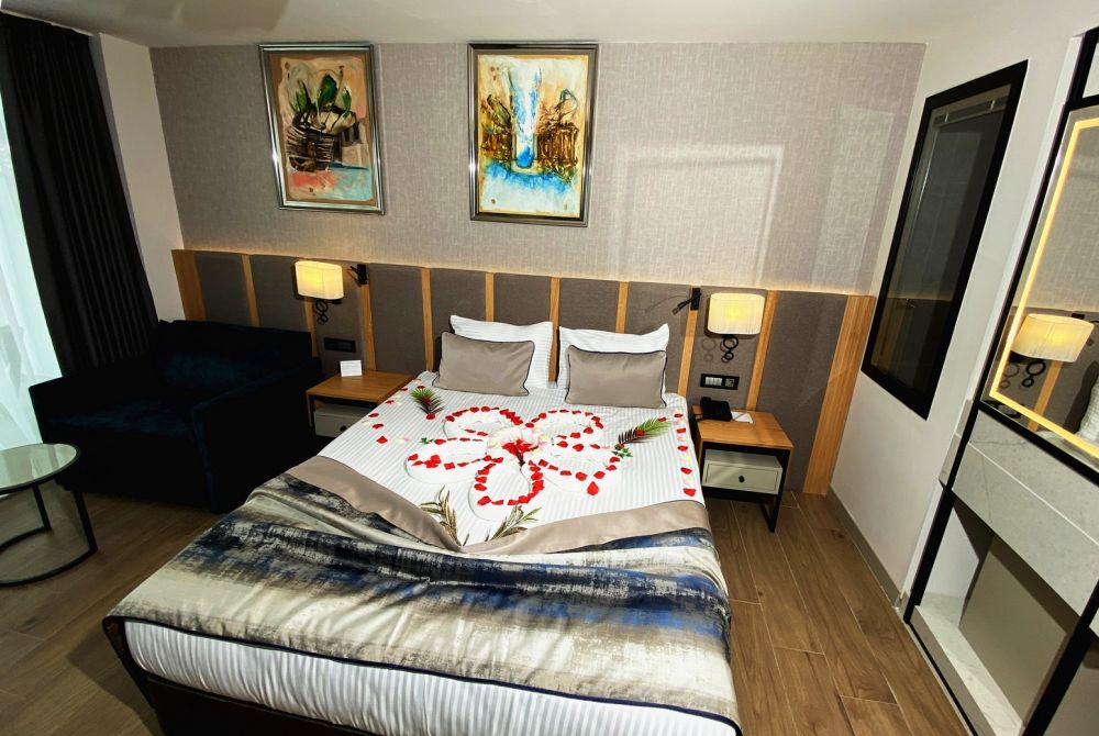 Swim Up Deluxe Room, Sunthalia Hotels & Resorts | Adults Only 16+ 5*