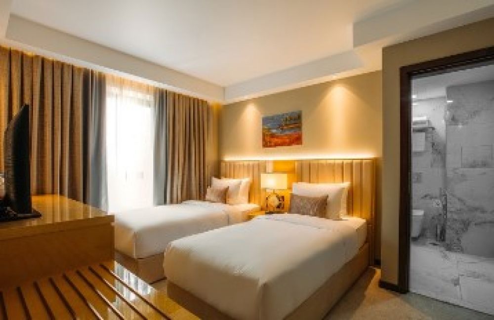 Budget Twin, Marjan Plaza 4*