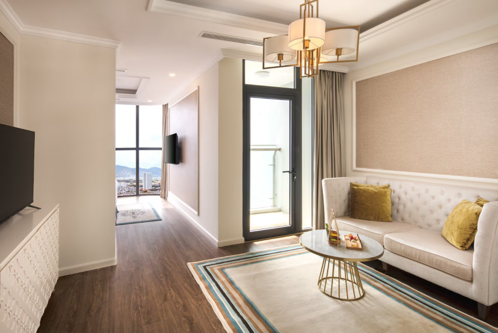 Grand Premium, Melia Vinpearl Danang Riverfront 5*