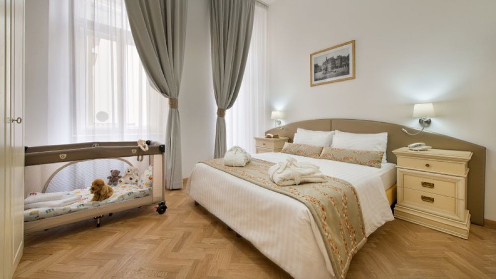 Superior Double, Suite Home Prague 4*