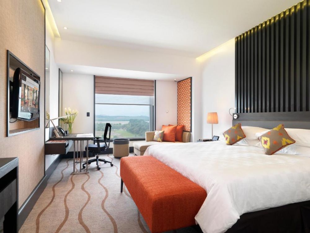 Premier Room, Sama-Sama Hotel Kuala Lumpur International Airport 4*