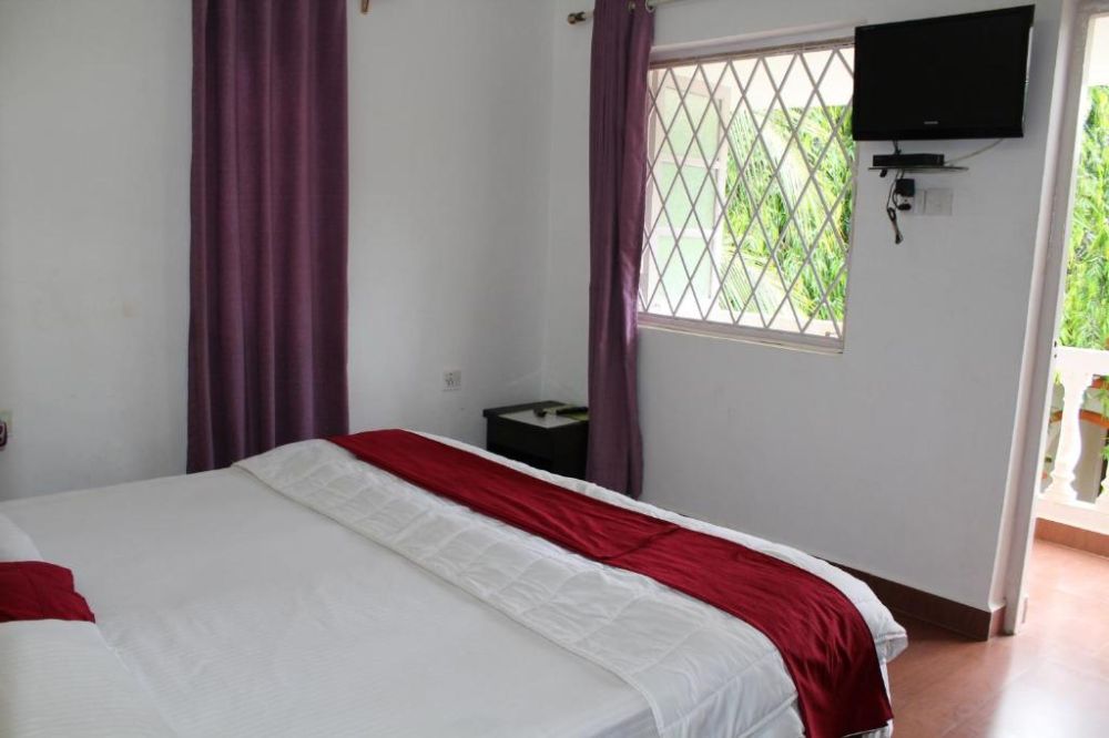 Deluxe AC/ with Balcony, Sugar Plum Hotels 1*