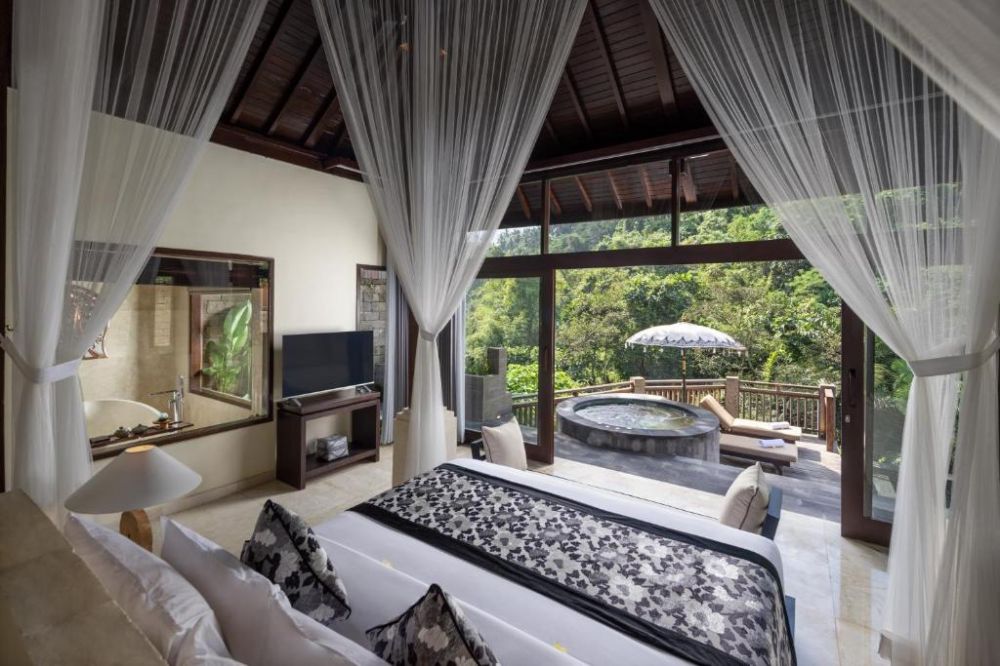 Premier Pool Villa with Spa Bath, The Kayon Valley Resort 4*