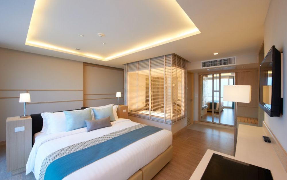 One Bedroom Suite Ocean View, Pattaya Sea View 4*