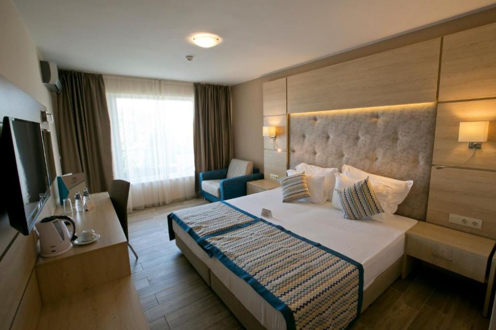 Standard, Royal Bay Resort Kavarna 4*