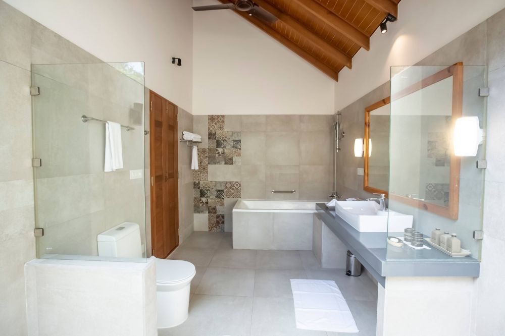 Deluxe Beach Villa, Reethi Faru Resort 4*