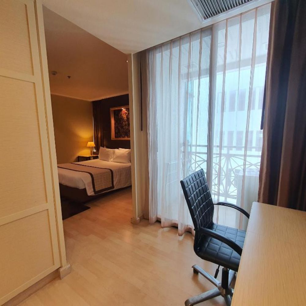 Grand Suite, Admiral Premier Bangkok 4*