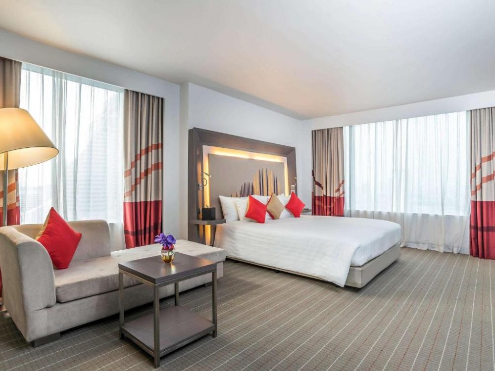 Junior Suite, Novotel Bangkok Ploenchit Sukhumvit 4*