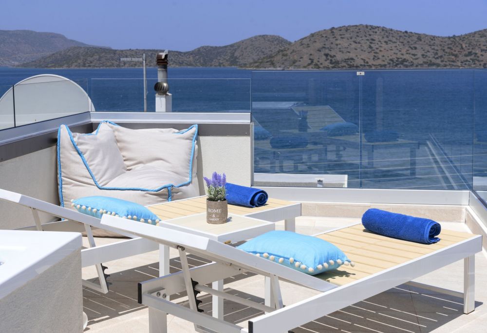 Apartment Sea View Outdoor Jacuzzi, Naiades Village Elounda 3*