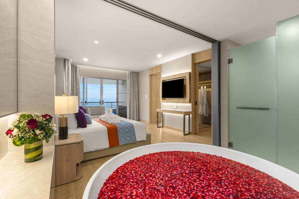 1 Bedroom Regency Suite, Royal Cliff Grand Hotel 5*