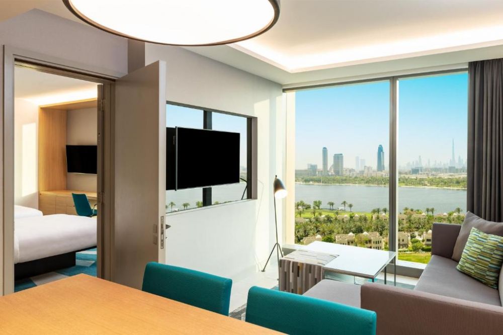 Savvy Suite, Aloft Dubai Creek 4*