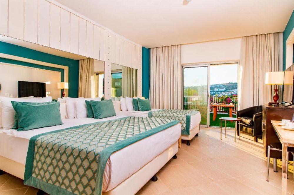 Deluxe Quatro Room, Baia Bodrum Hotel 5*