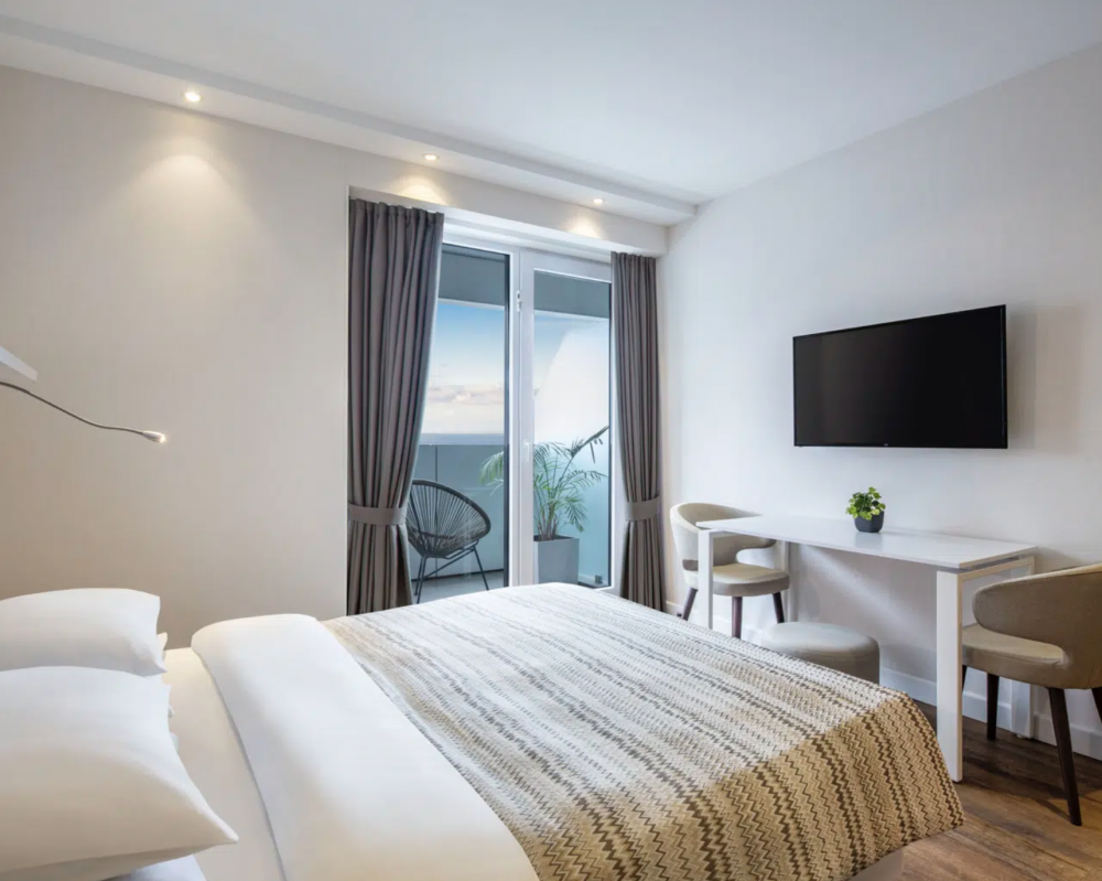 Studio Sea View/ Studio Sunset View Hight Floor, Alliance Palace 