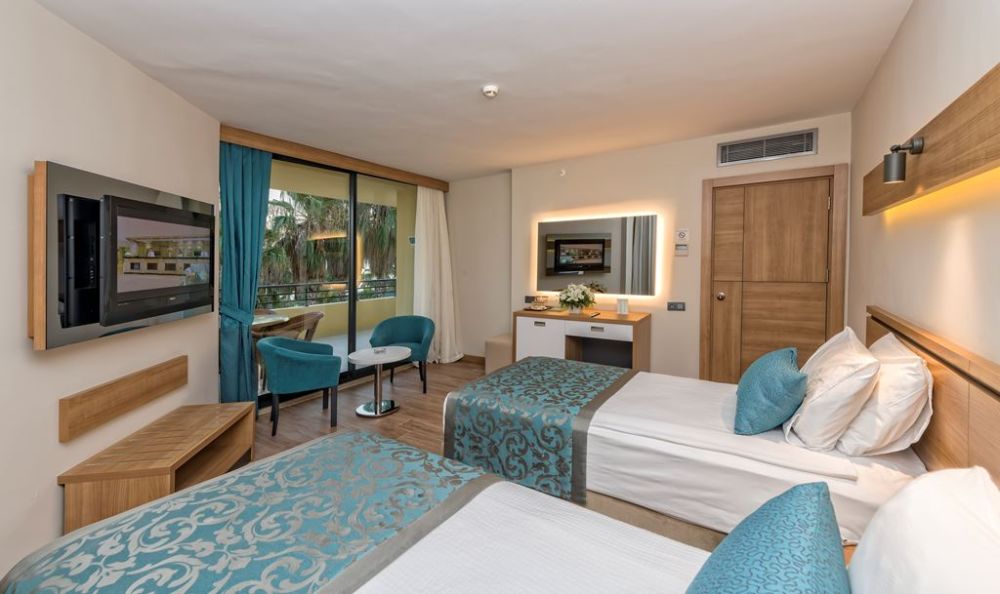 Deluxe Family Room, Meryan Hotel 5*