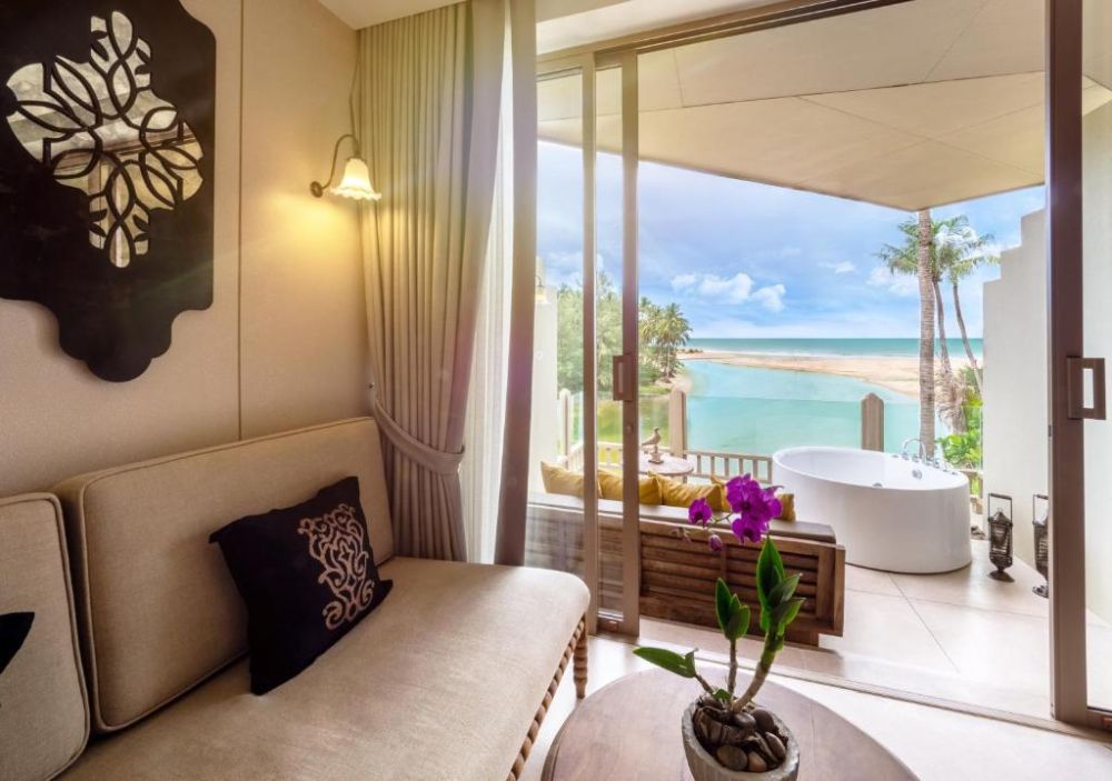 Seaside Junior Suite with jacuzzi, Devasom Khao Lak Beach Resort & Villas 5*