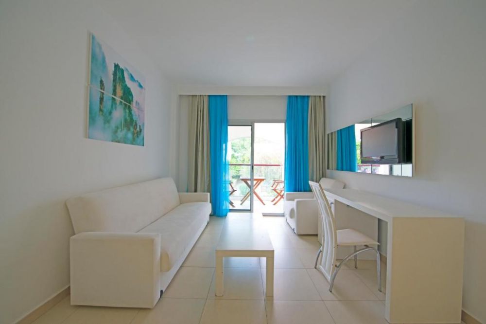 Suite, Costa Luvi Hotel 4*