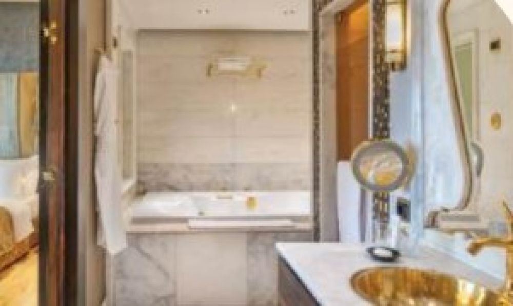 Grand Duplex Suite, Titanic Mardan Palace Special Rooms 5*