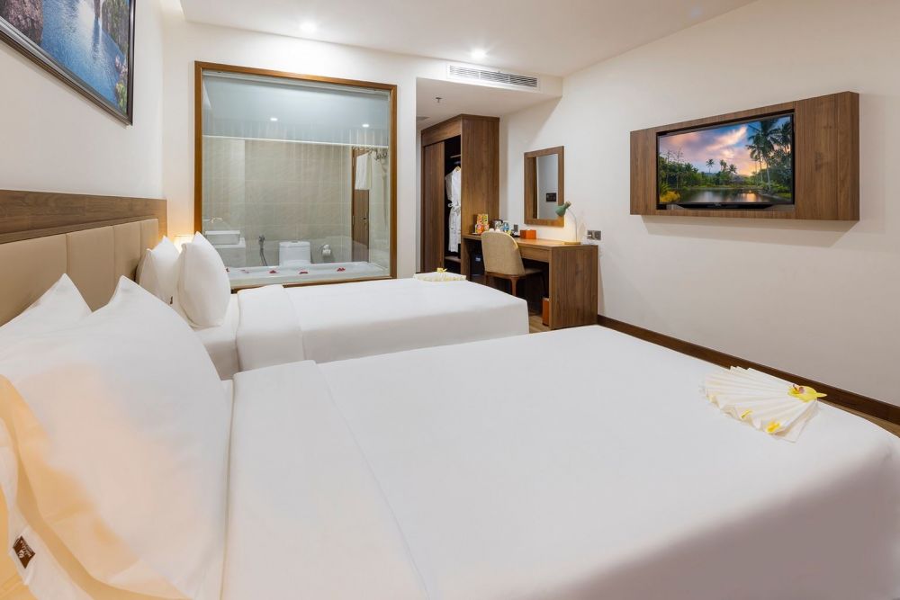 Senior Deluxe, Miracle Luxury Nha Trang 4*