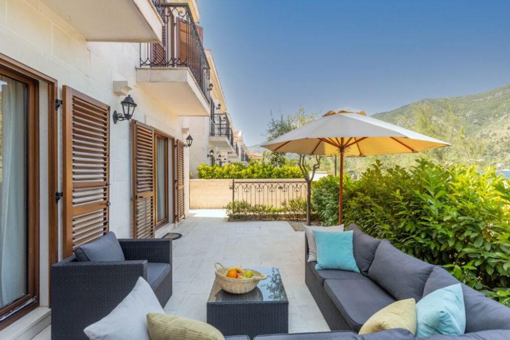 Beachfront Villa, Huma Kotor Bay 5*