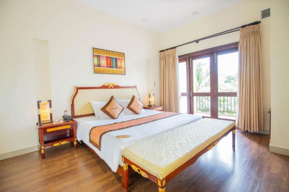 Junior Suite, Diamond Bay Resort & Spa 5*