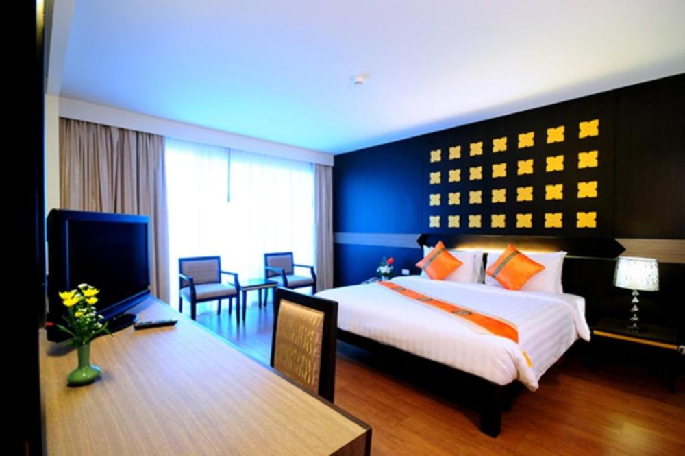 Deluxe Room, Crystal Palace Pattaya 3*