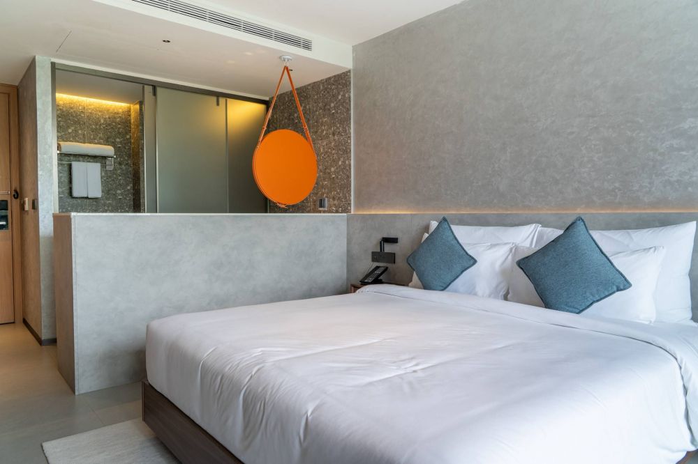 Deluxe Room, Kora Beach Resort Phuket 5*
