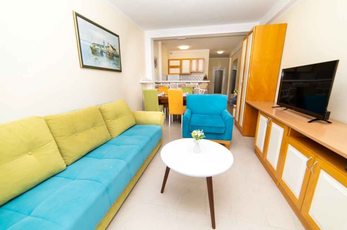 Apartment, Obala Ponta 4*