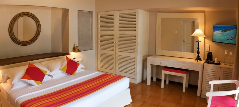 Classic Beach View Room, Adaaran Club Rannalhi 4*