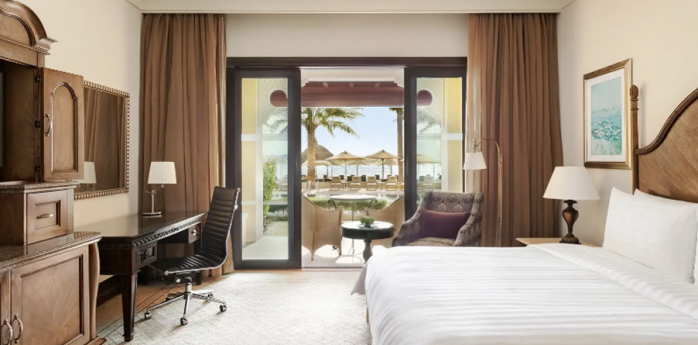 Executive Garden Room, Shangri-La Hotel Qaryat Al Beri 5*