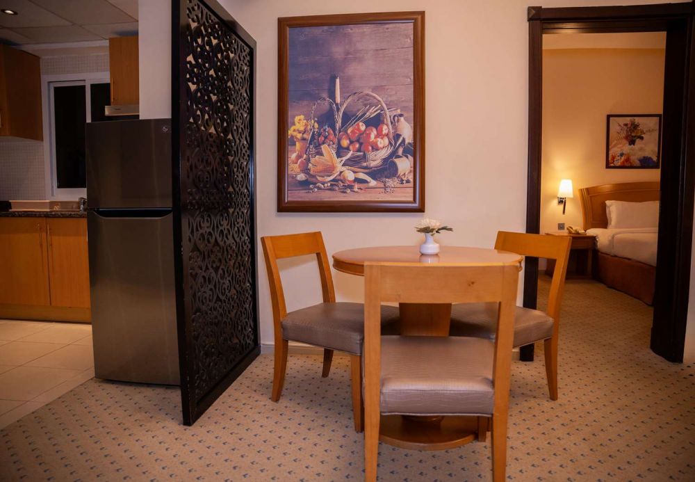 Executive Suite, Golden Tulip Sharjah 4*