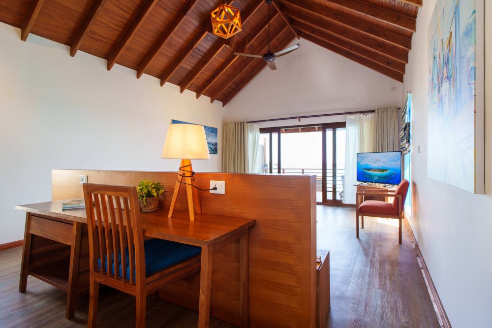 2Bedroom Water Villa Suite with Jacuzzi, Reethi Faru Resort 4*