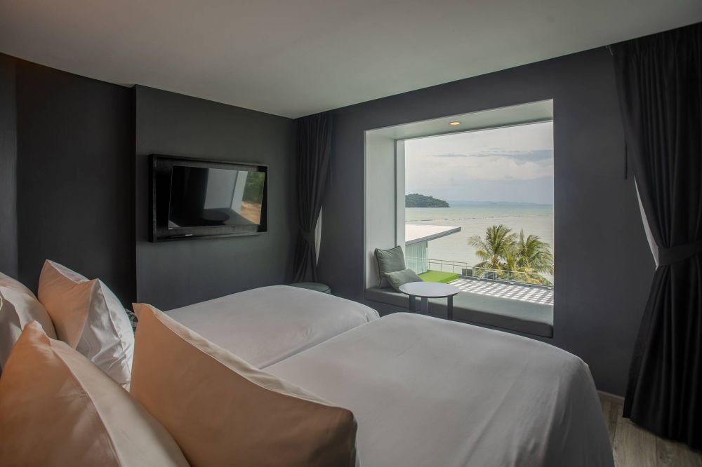 Deluxe Bathtub Seaview, Hotel Tide Phuket (ex. Foto Hotel Phuket) 4*