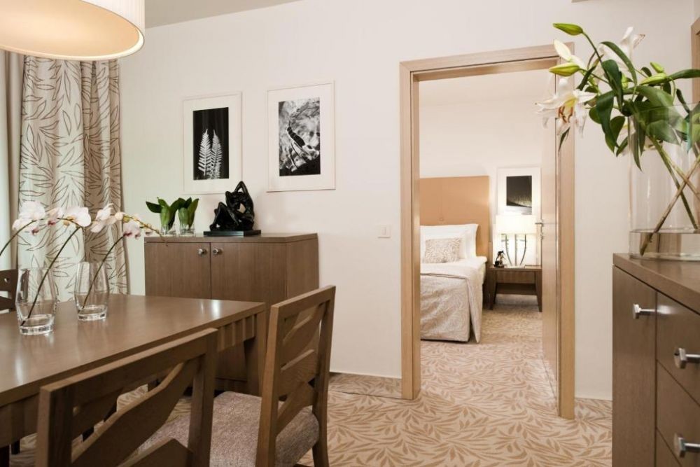 Suite Bellevue, Grand hotel Sava Superior 4*