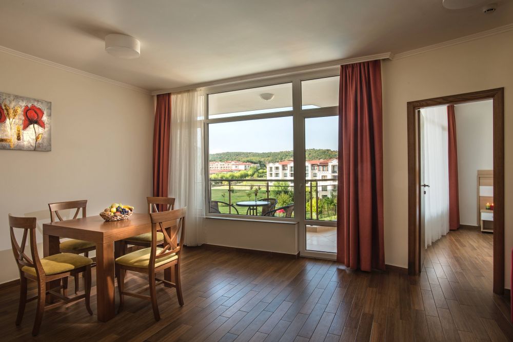 1 bedroom Apartment, Miramar Sozopol 4*